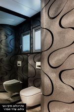 2M אדריכלים, מיקי כתר ומירב ברמן, טפט בשירותים