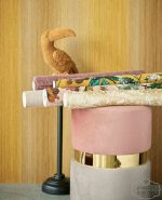 ⁦טפט פסים בגוונים מתחלפים - ורוד, ניוד, אפרסק⁩ – תמונה ⁦2⁩